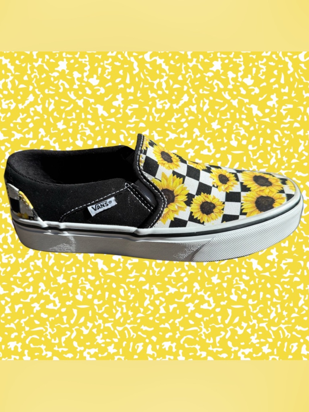 VANS Women’s Asher Sunflower Checkered Slip On Sneakers Shoes Size 6 NWOB